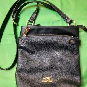 JONES NEW YORK  SIGNATURE CROSS BODY BAG